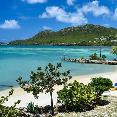 The Catamaran Hotel